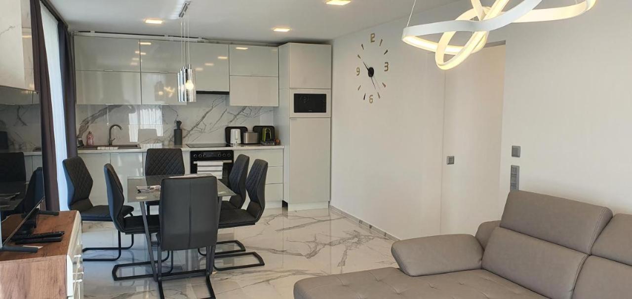 Luxury Apartments In Balatonalmadi, Almadi Lux Apartman II - Crystal White Zewnętrze zdjęcie
