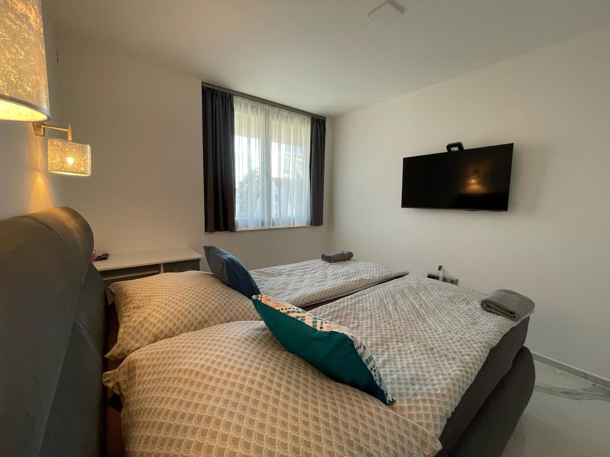 Luxury Apartments In Balatonalmadi, Almadi Lux Apartman II - Crystal White Zewnętrze zdjęcie